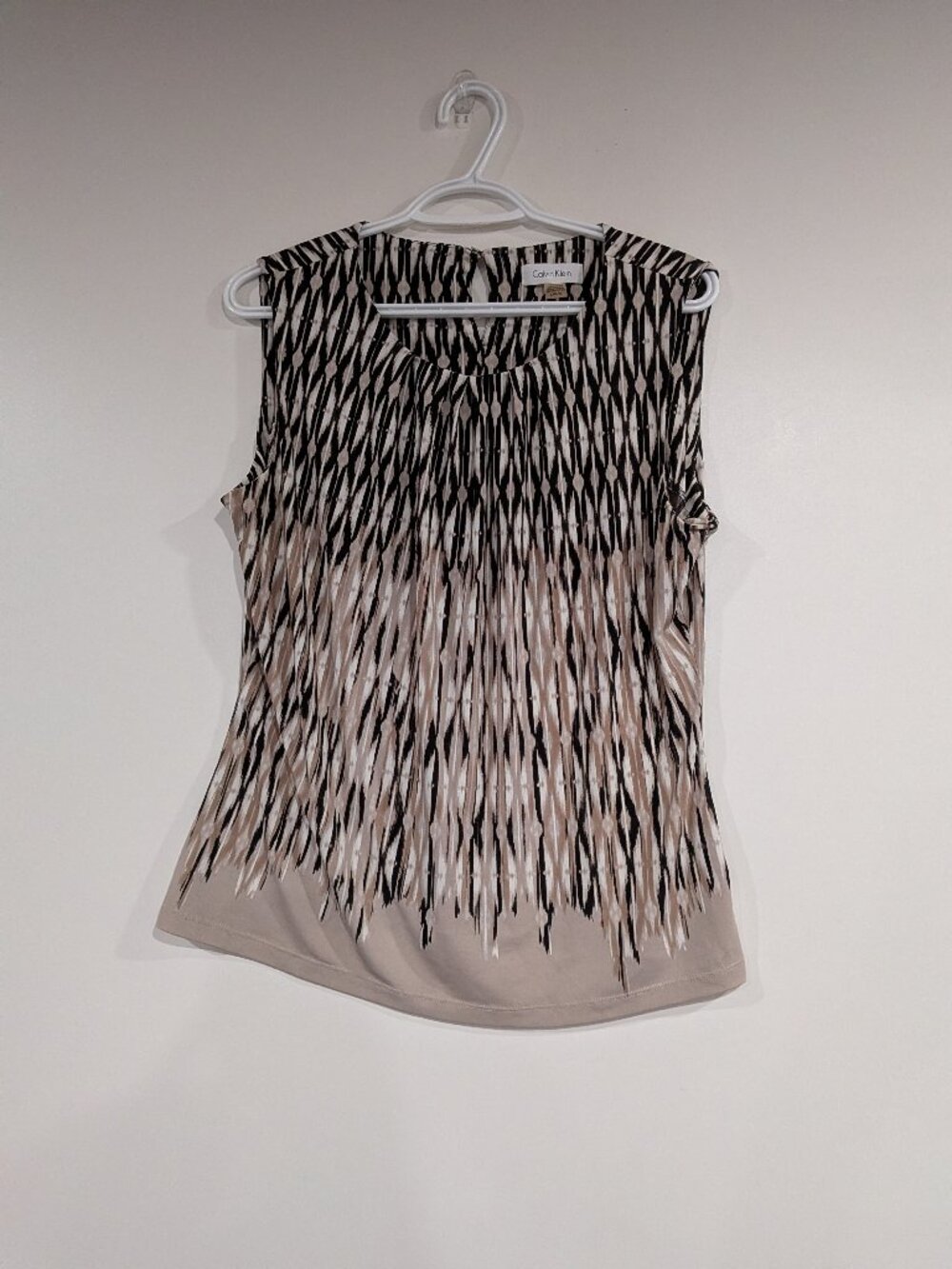 Calvin Klein Sleeveless Patterned Blouse Black White Tan Size Large